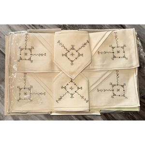 Vintage Irish Hand Embroidered All Pure Linen 6 Napkins Oyster Cream Ireland